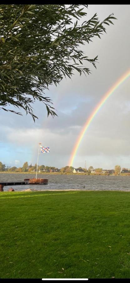 'T Paviljoenhus Bij Sneekermeer Offingawier Exteriér fotografie