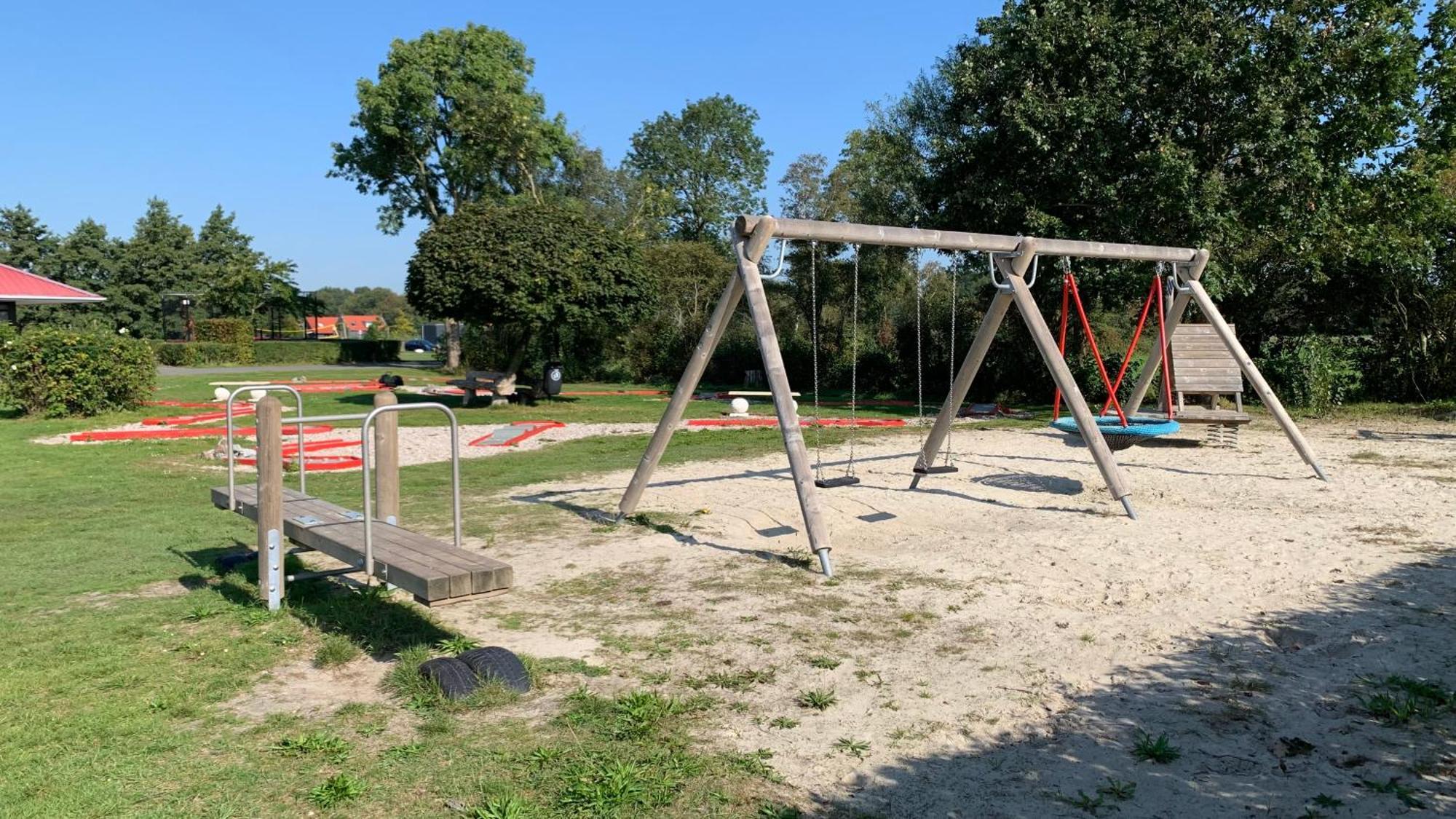 'T Paviljoenhus Bij Sneekermeer Offingawier Exteriér fotografie